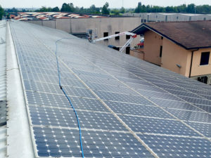 pulizia fotovoltaico impresa magazzino