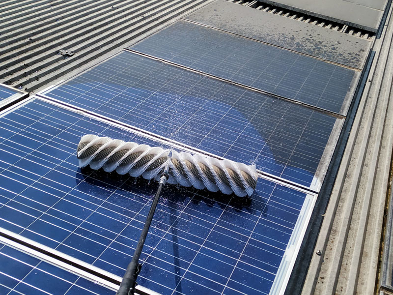 spazzola lavaggio fotovoltaico di coiseco